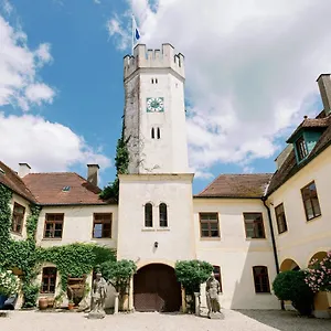 Schlossgut Tunzenberg Mengkofen