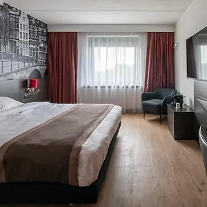 Bastion Waalre Otel