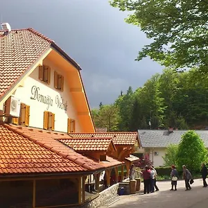 Domacija Vodnik & 3*, Cerklje na Gorenjskem Slovenia
