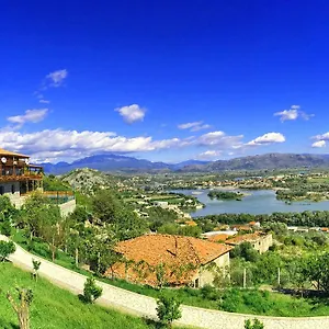 *** Hotel Shpija E Gjyshit Albania